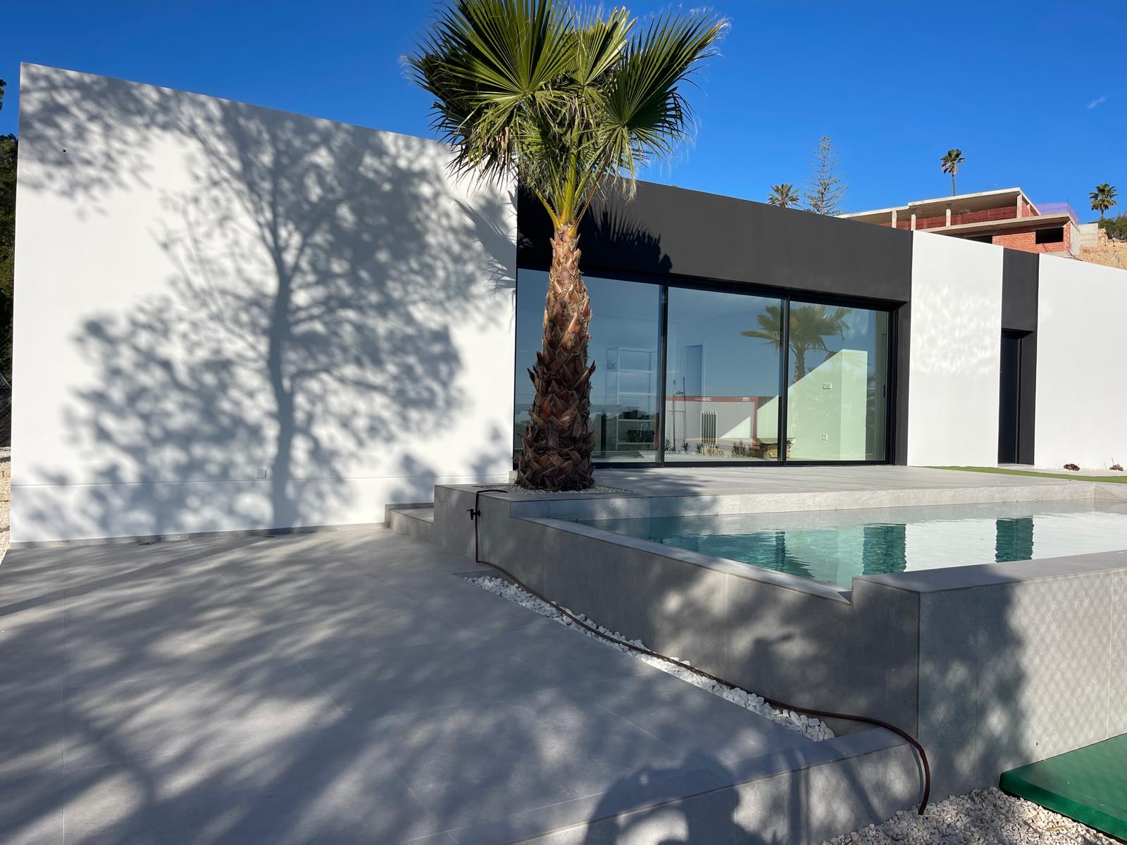 Modernas villa de nueva construcción en Alfaz del Pi