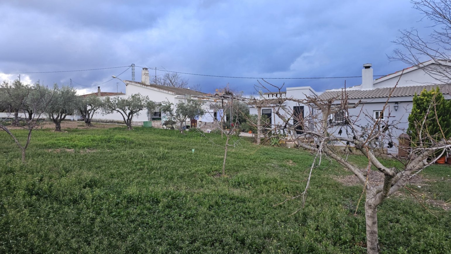Castalla, propiedad única con dos viviendas en una parcela de 2.600 m²