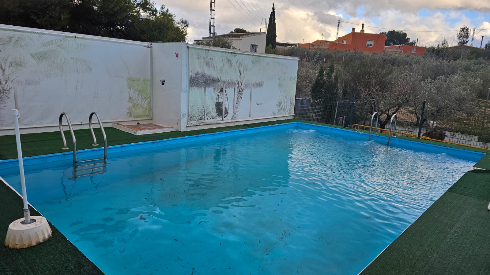 Castalla, propiedad única con dos viviendas en una parcela de 2.600 m²