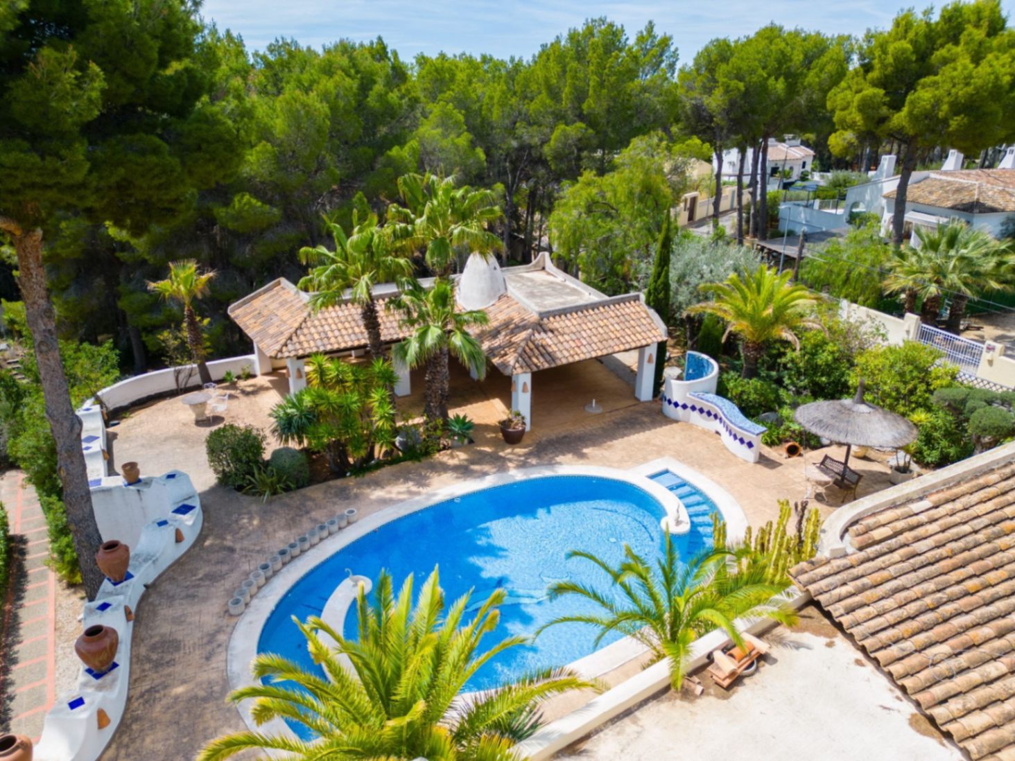 Villa mediterránea de una sola planta en la urbanización Santa Clara, Altea la Vella