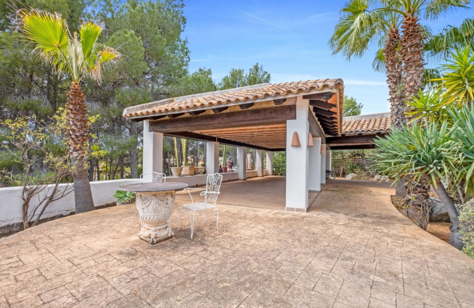 Villa mediterránea de una sola planta en la urbanización Santa Clara, Altea la Vella