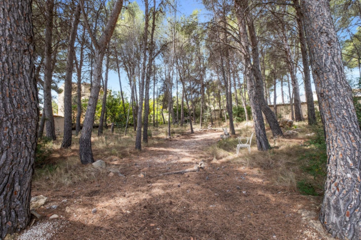 Villa mediterránea de una sola planta en la urbanización Santa Clara, Altea la Vella