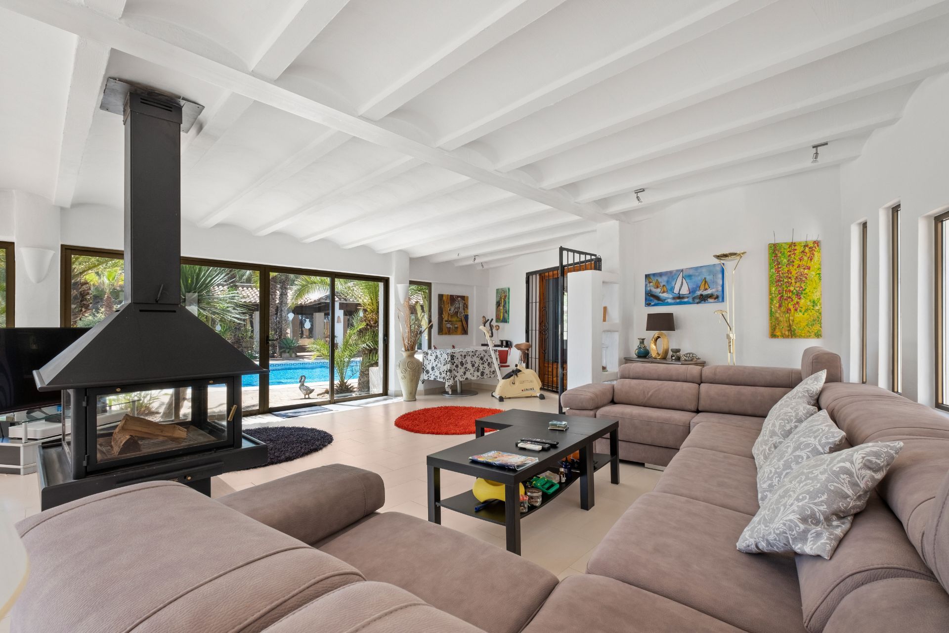 Villa mediterránea de una sola planta en la urbanización Santa Clara, Altea la Vella