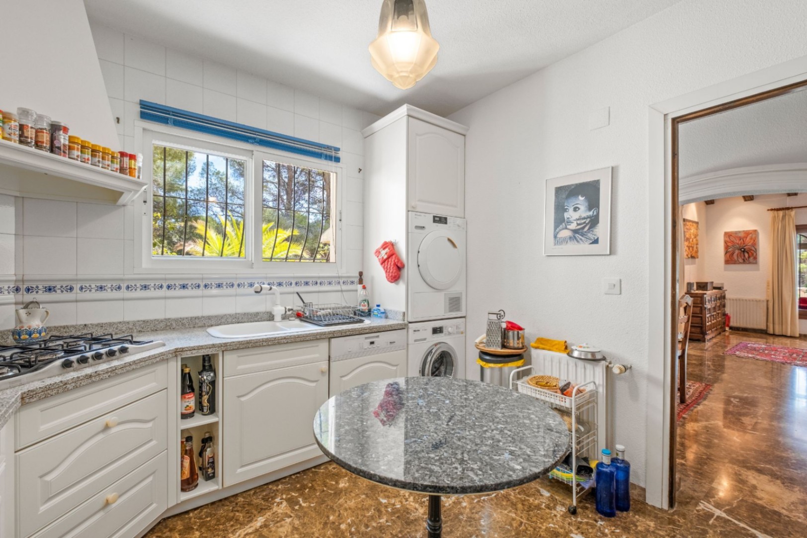 Villa mediterránea de una sola planta en la urbanización Santa Clara, Altea la Vella