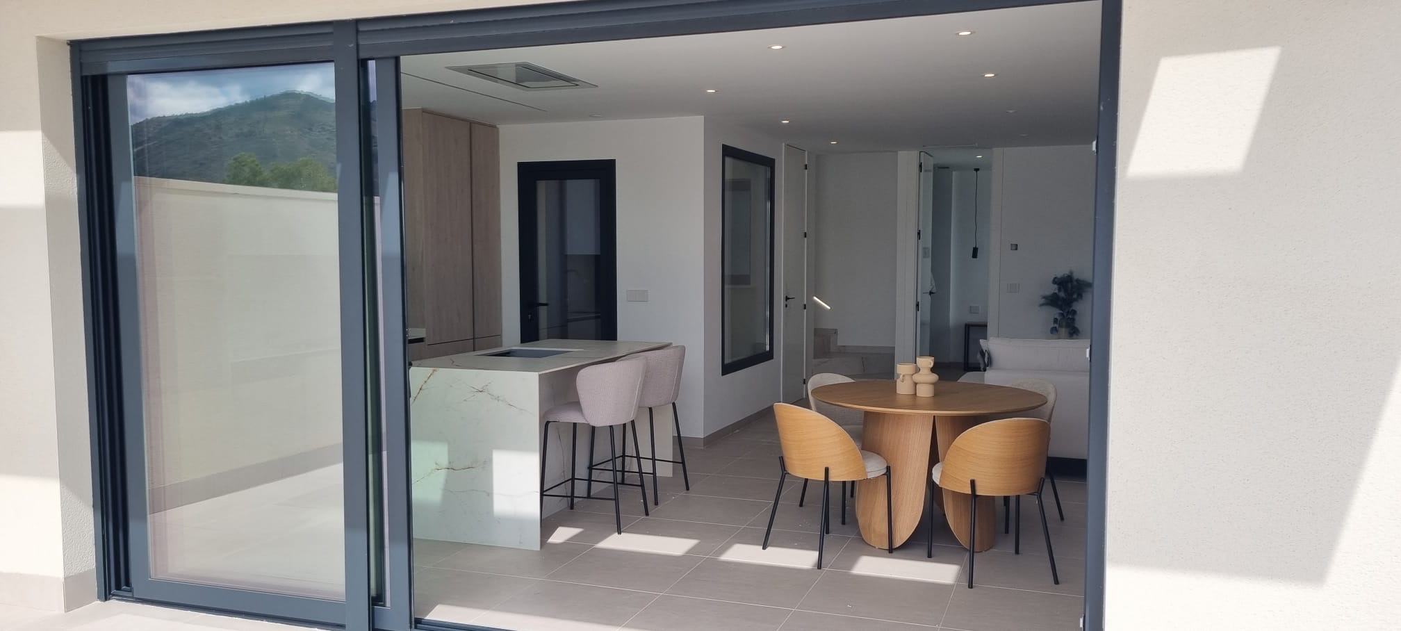 Villa de dos plantas con 3 dormitorios en Finestrat