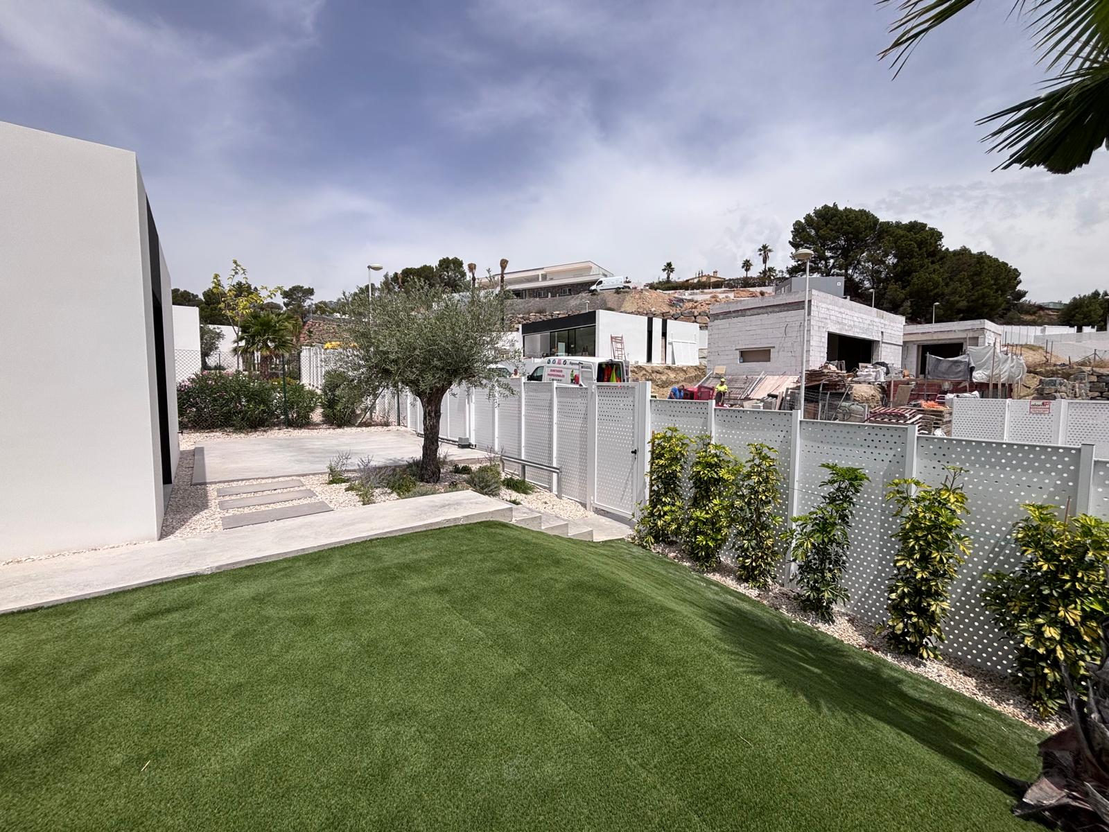 Exclusiva villa de diseño moderno con 3 dormitorios en Alfaz del Pi