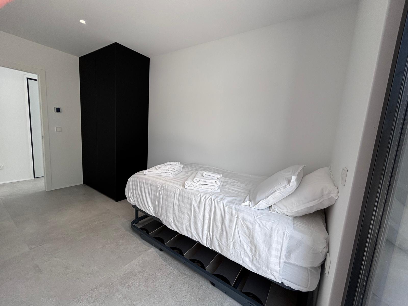 Exclusiva villa de diseño moderno con 3 dormitorios en Alfaz del Pi