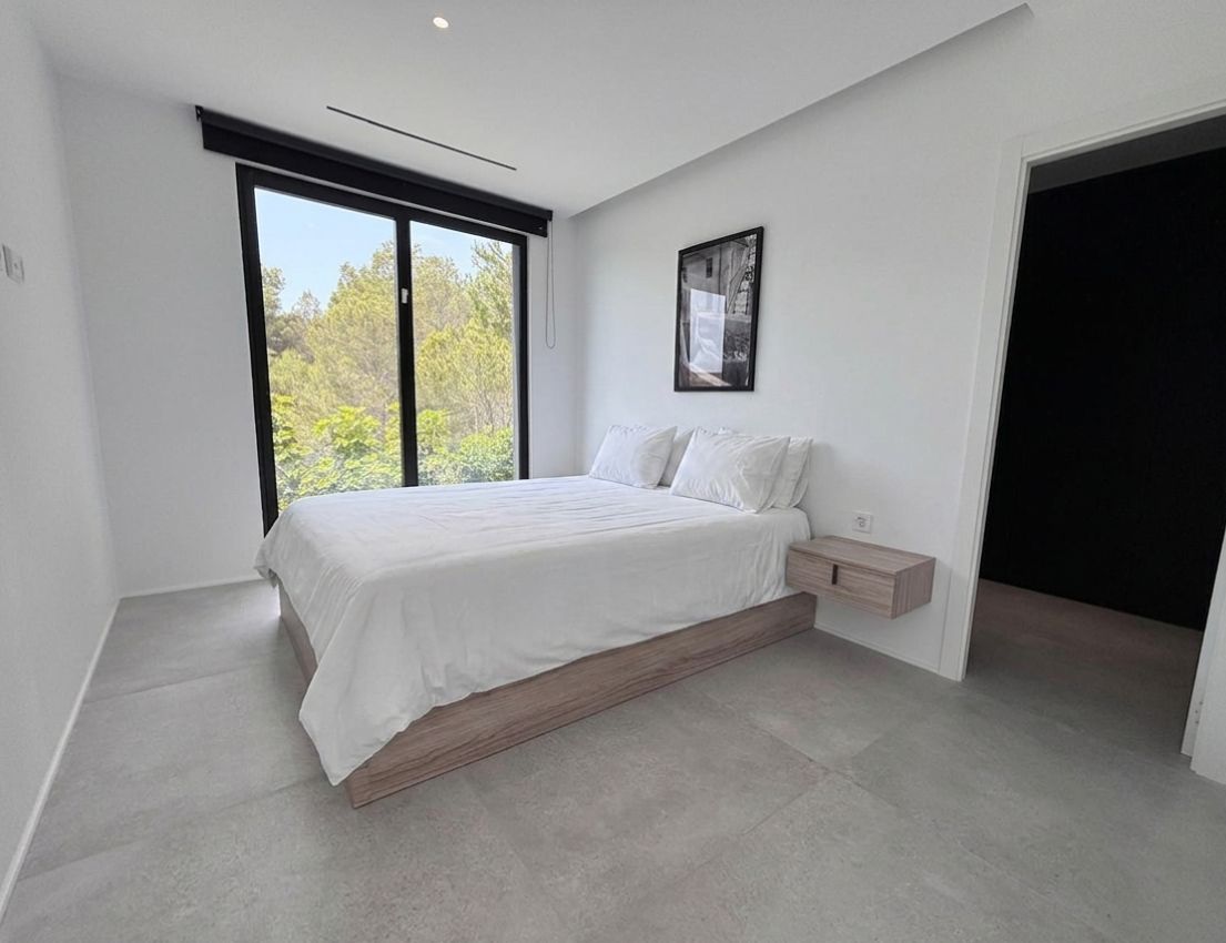 Exclusiva villa de diseño moderno con 3 dormitorios en Alfaz del Pi