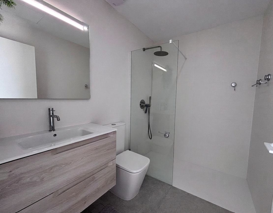Exclusiva villa de diseño moderno con 3 dormitorios en Alfaz del Pi