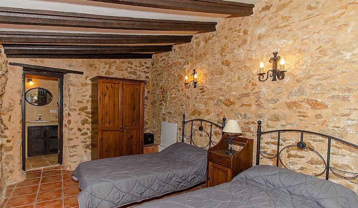 Finca maravillosa del siglo XVIII con 8 dormitorios y vistas al mar en Benissa