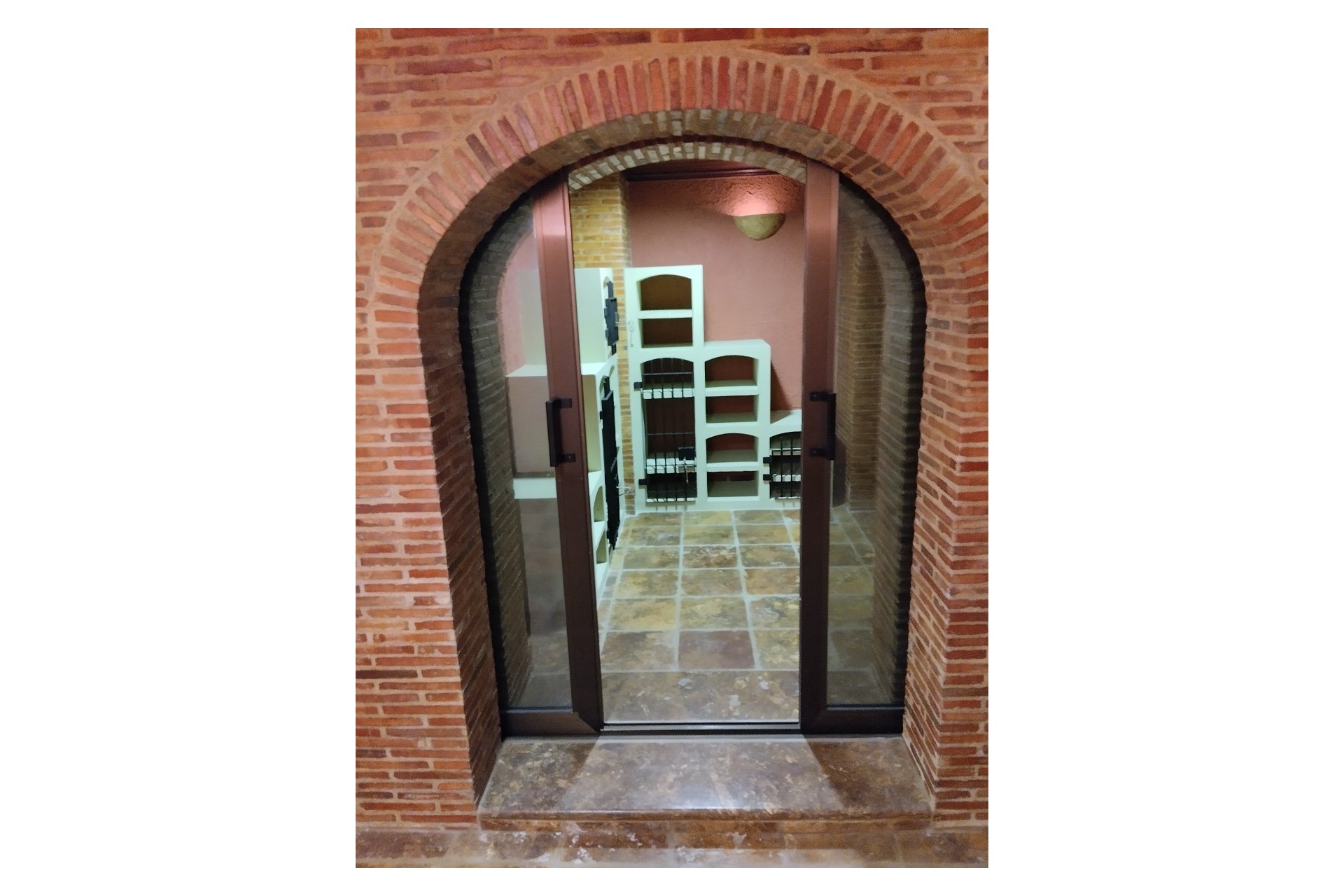 Finca reformada con 4 dormitorios en una gran parcela en Altea la Vella