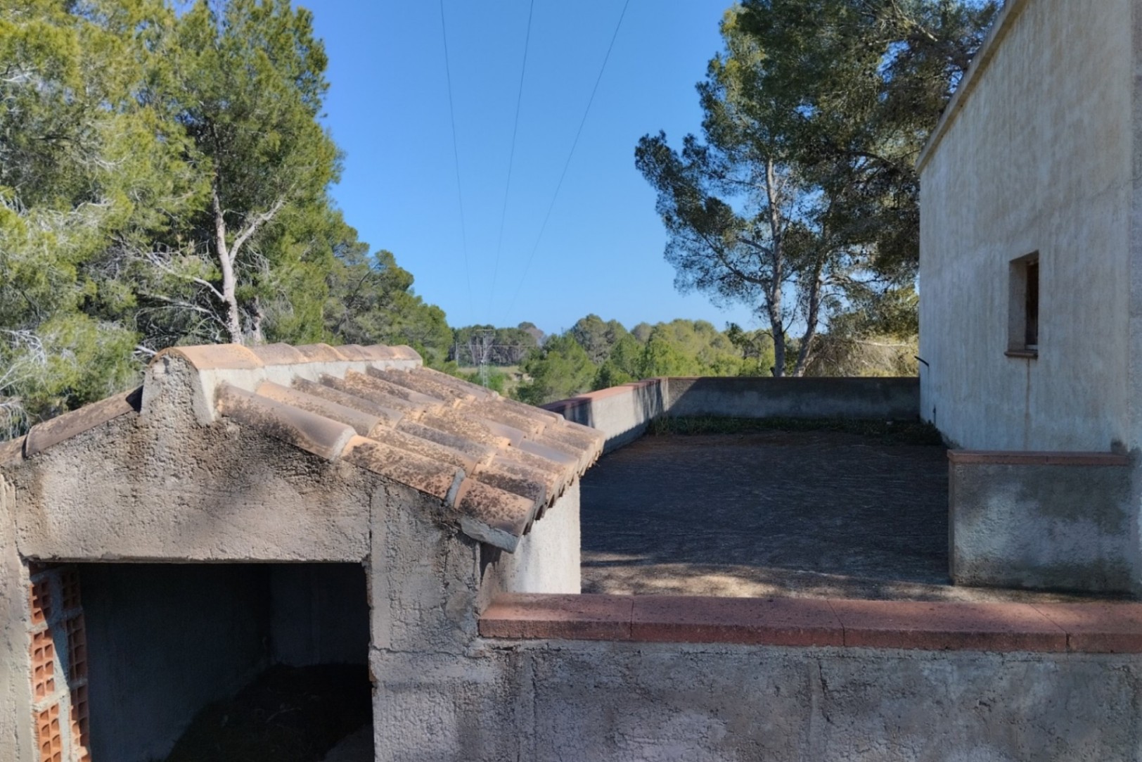 Finca reformada con 4 dormitorios en una gran parcela en Altea la Vella