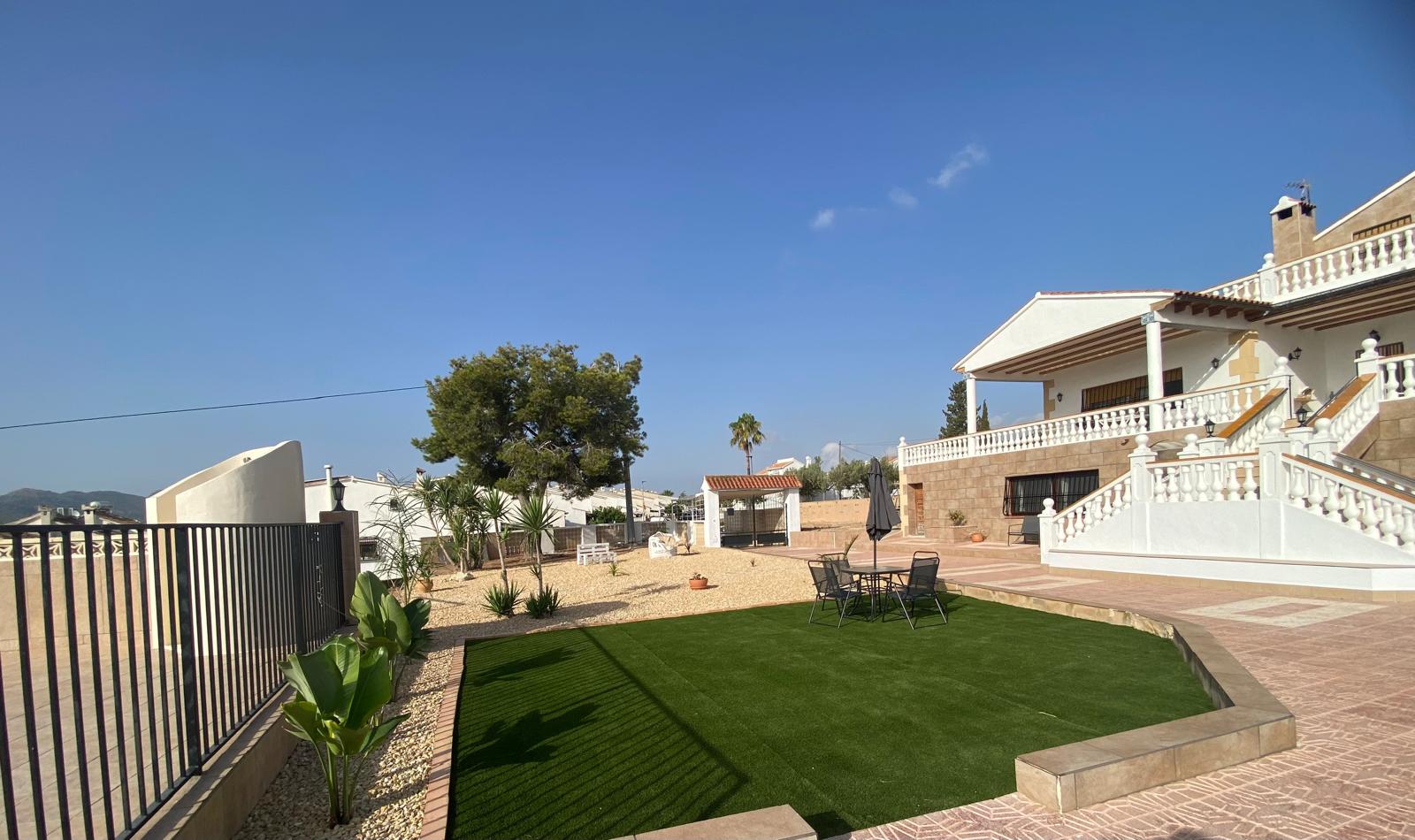 Hermoso apartamento en planta baja en una zona tranquila de Alfaz del Pi