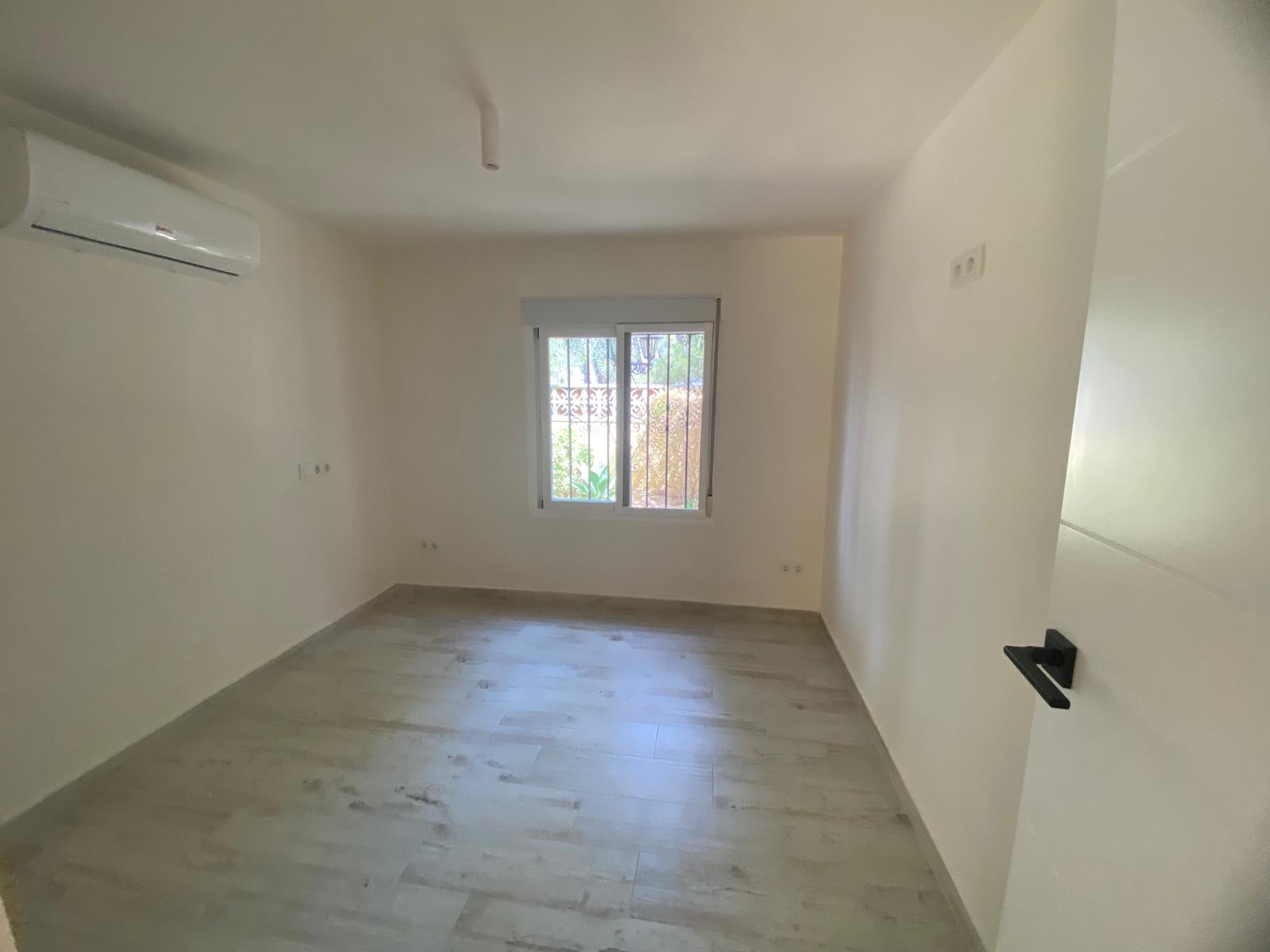 Chalet independiente en alquiler en una zona tranquila y verde de Albir