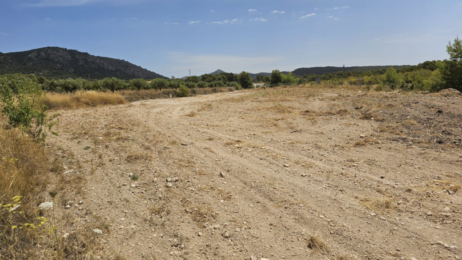 Parcela de 10.450M2 en Onil
