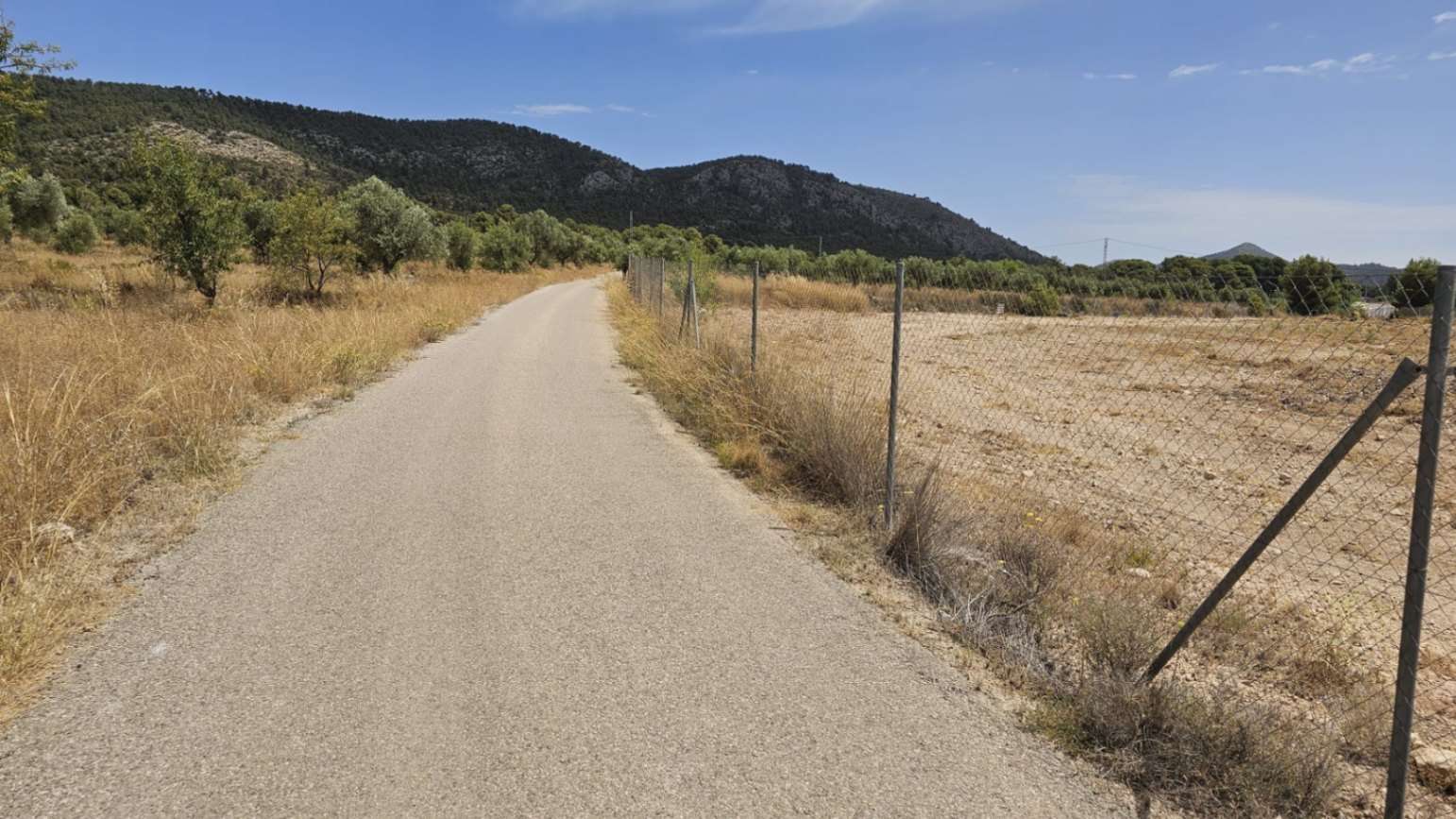 Parcela de 10.450M2 en Onil