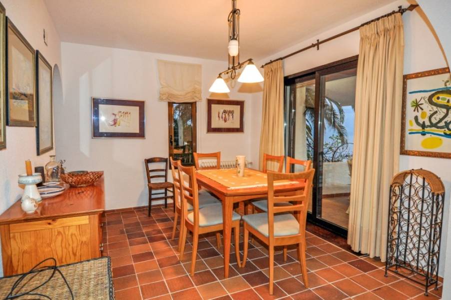 Villa individuelle avec vue panoramique sur la mer et appartement d'invités à Altea la Vella