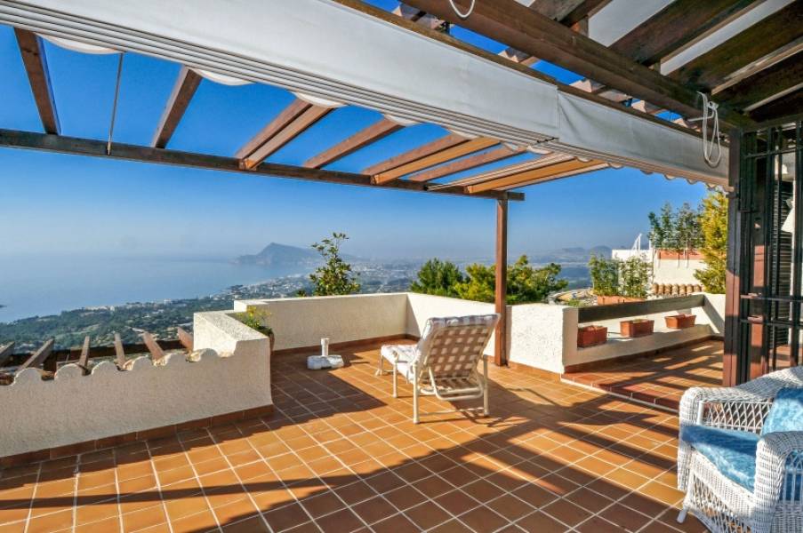 Villa individuelle avec vue panoramique sur la mer et appartement d'invités à Altea la Vella