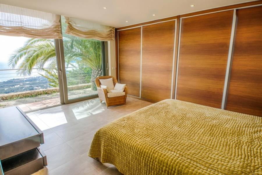Villa individuelle avec vue panoramique sur la mer et appartement d'invités à Altea la Vella