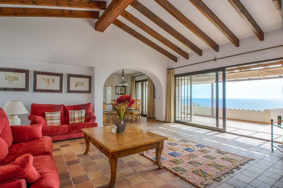 Villa individuelle avec vue panoramique sur la mer et appartement d'invités à Altea la Vella