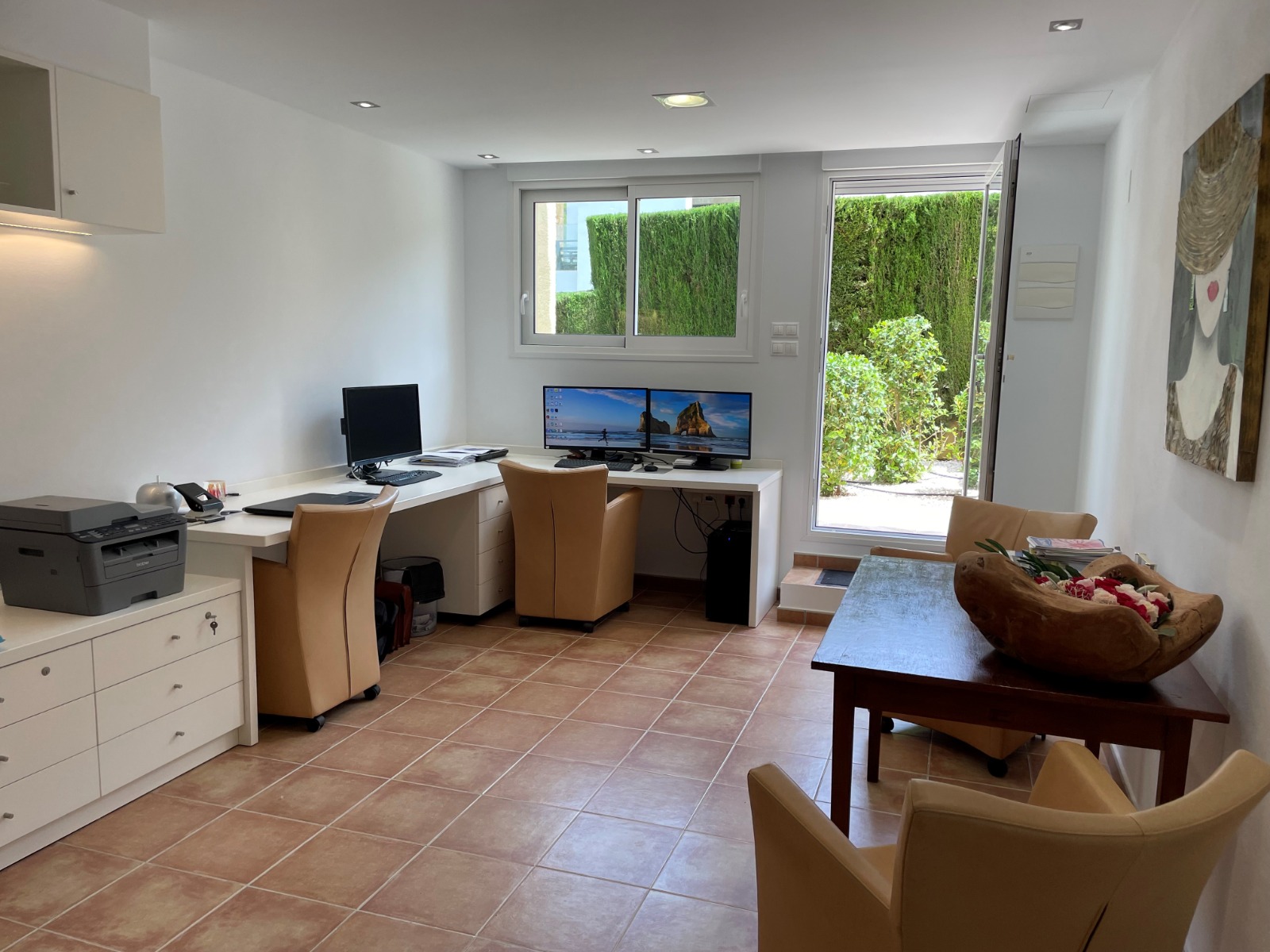 Villa rénovée à proximité du parcours de golf à Altea la Vella avec vue sur la mer et appartement pour les invités.