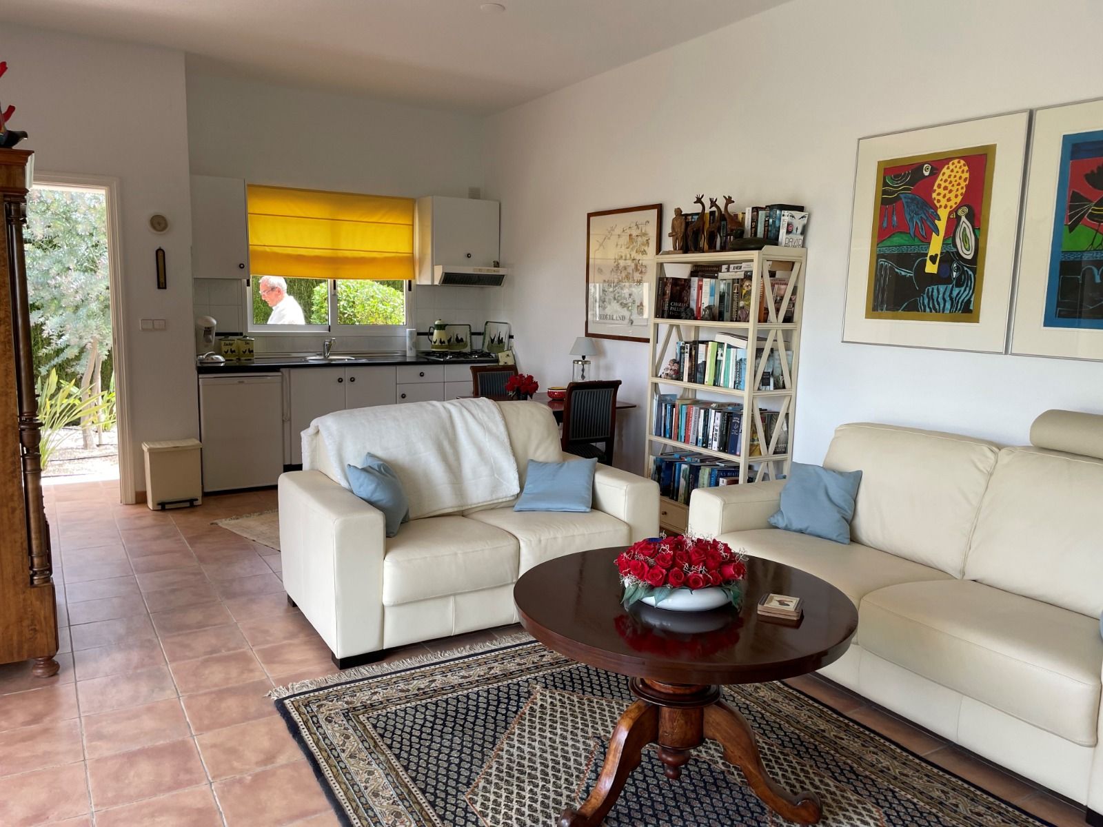 Villa rénovée à proximité du parcours de golf à Altea la Vella avec vue sur la mer et appartement pour les invités.