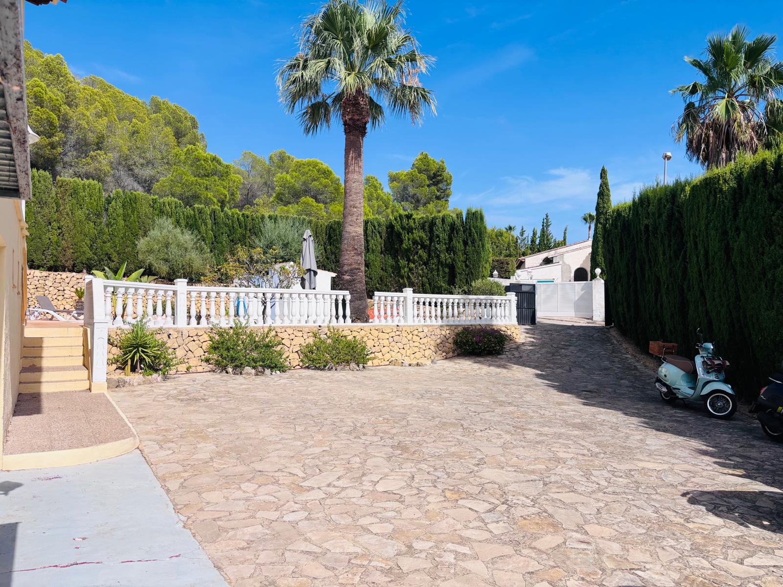 Villa spacieuse avec appartement d'invités à Altea la Vella.