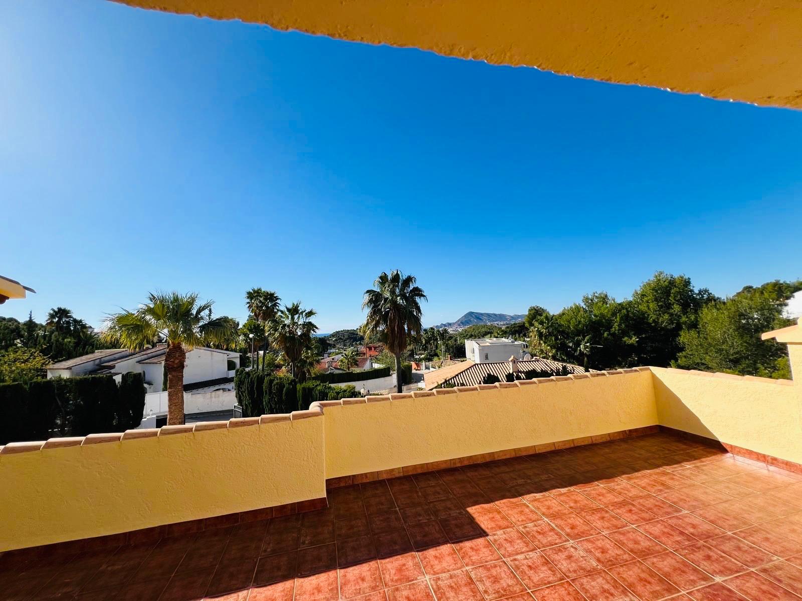 Villa spacieuse avec appartement d'invités à Altea la Vella.