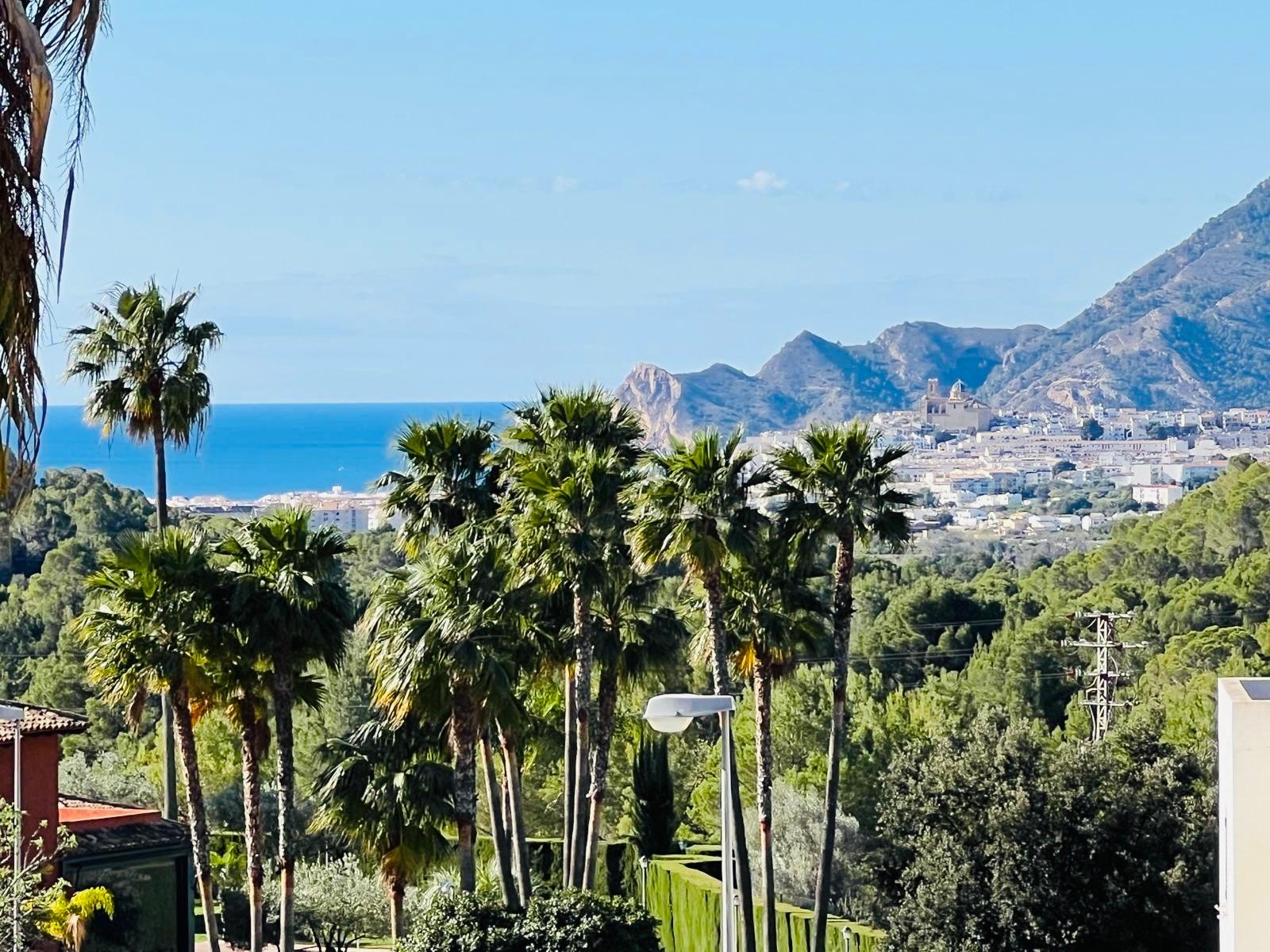 Villa spacieuse avec appartement d'invités à Altea la Vella.