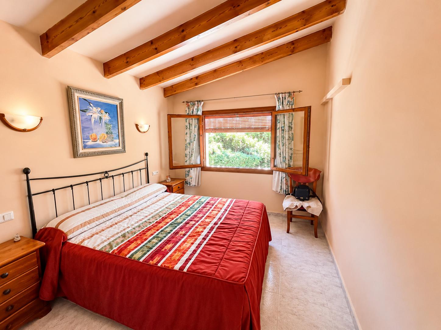 Chalet independiente con piscina en Alfaz del Pi